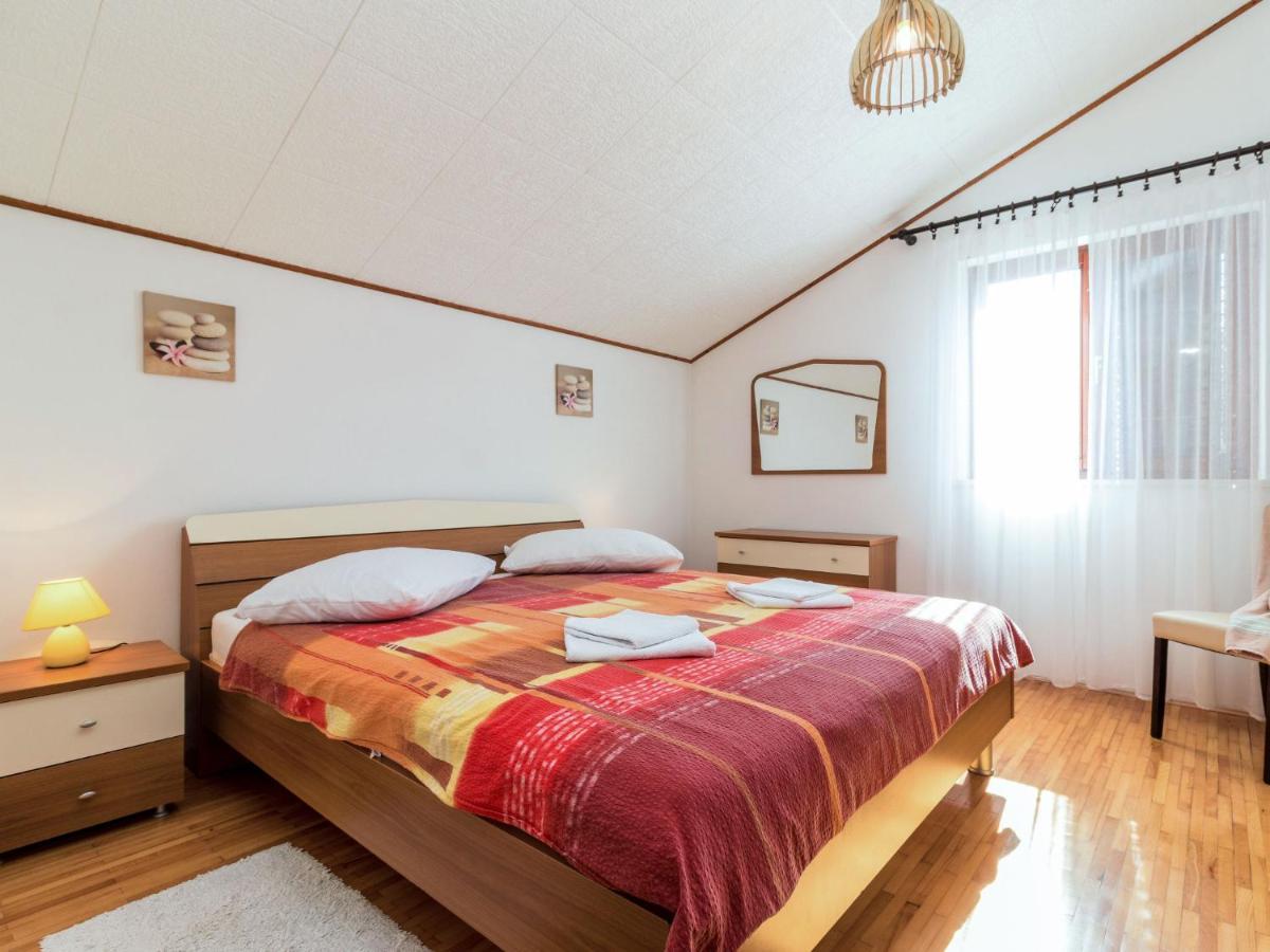 Holiday Home Poje - Mvn251 By Interhome 모토분 외부 사진